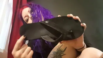 Dirty Flip Flop Worship Instructions From Goth Goddess