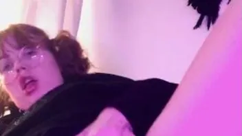 Cute Goth Girl Squirts Hard