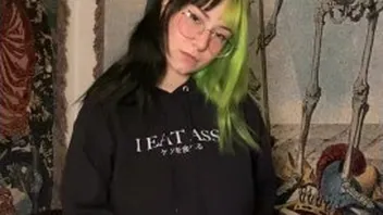Big Titty Goth Egg Jiggles and Rides